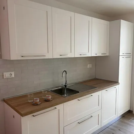 Pm 7 Largo Bruno Ciari *